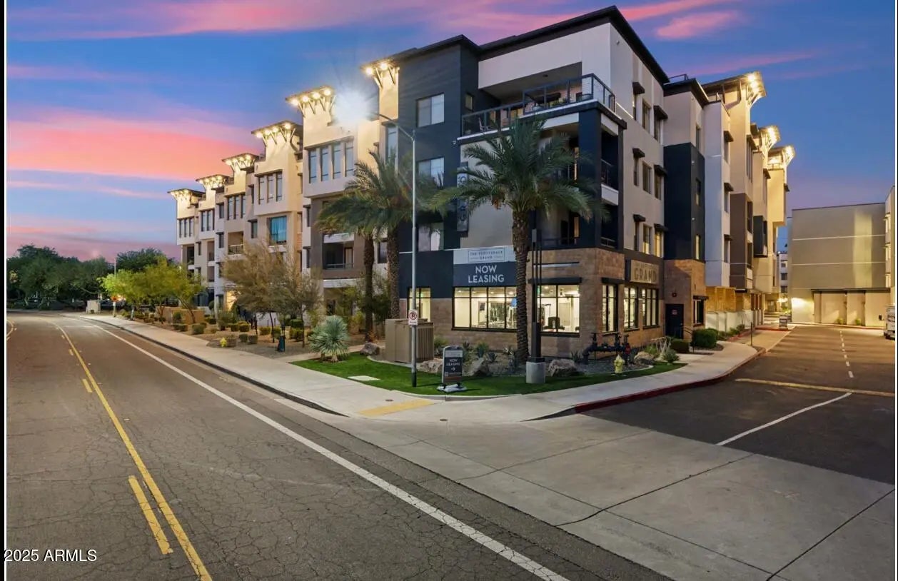 Photo of Listing #6873003