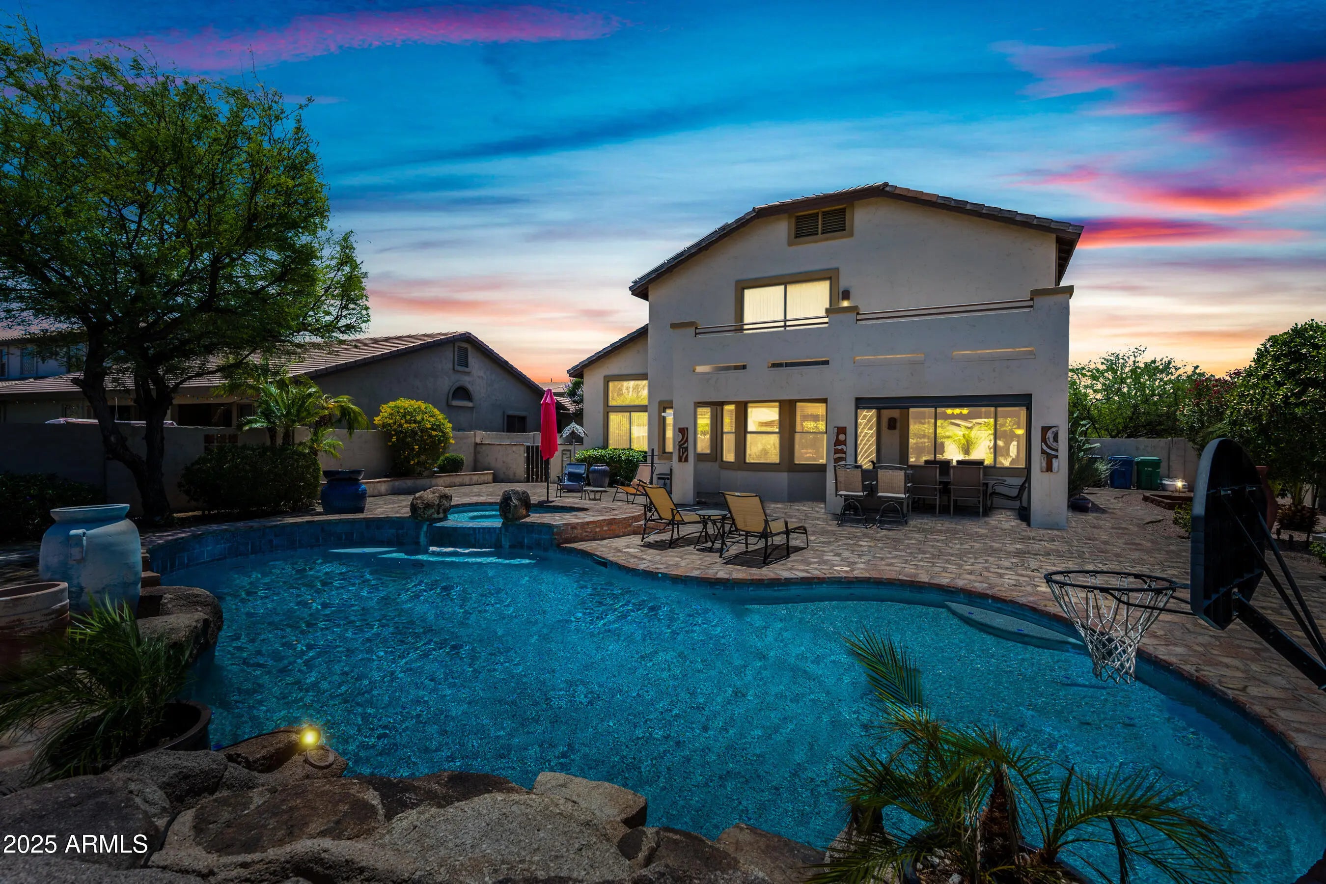 Photo of Listing #6873376