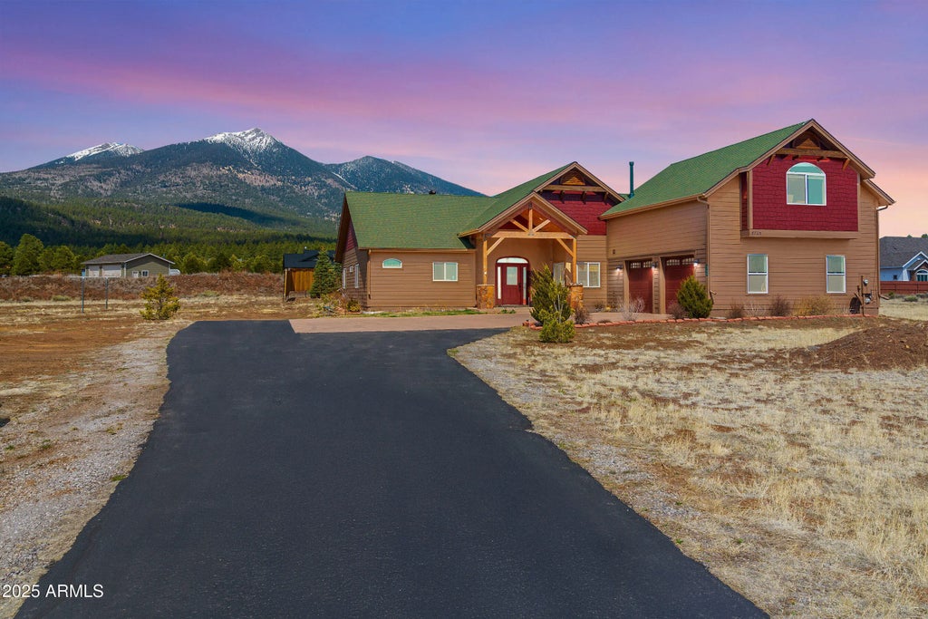 8725 Chimney Springs Trail, Flagstaff