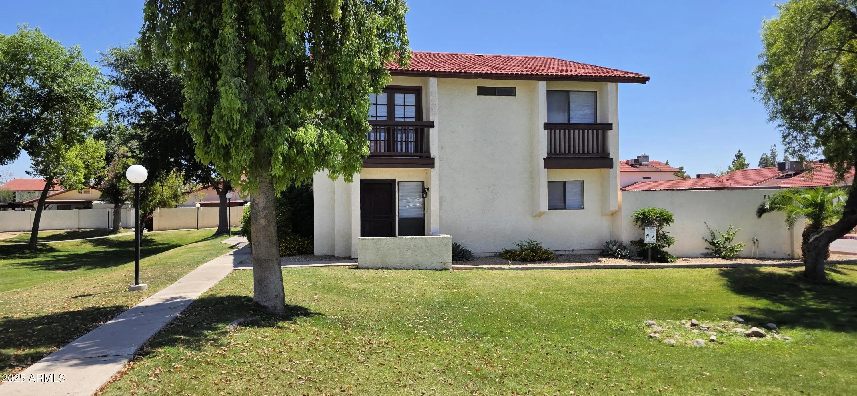 Photo of Listing #6881131