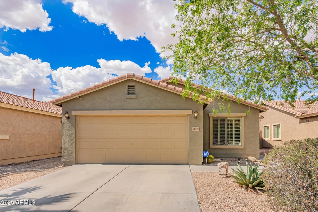 44976 W Miramar Road, Maricopa