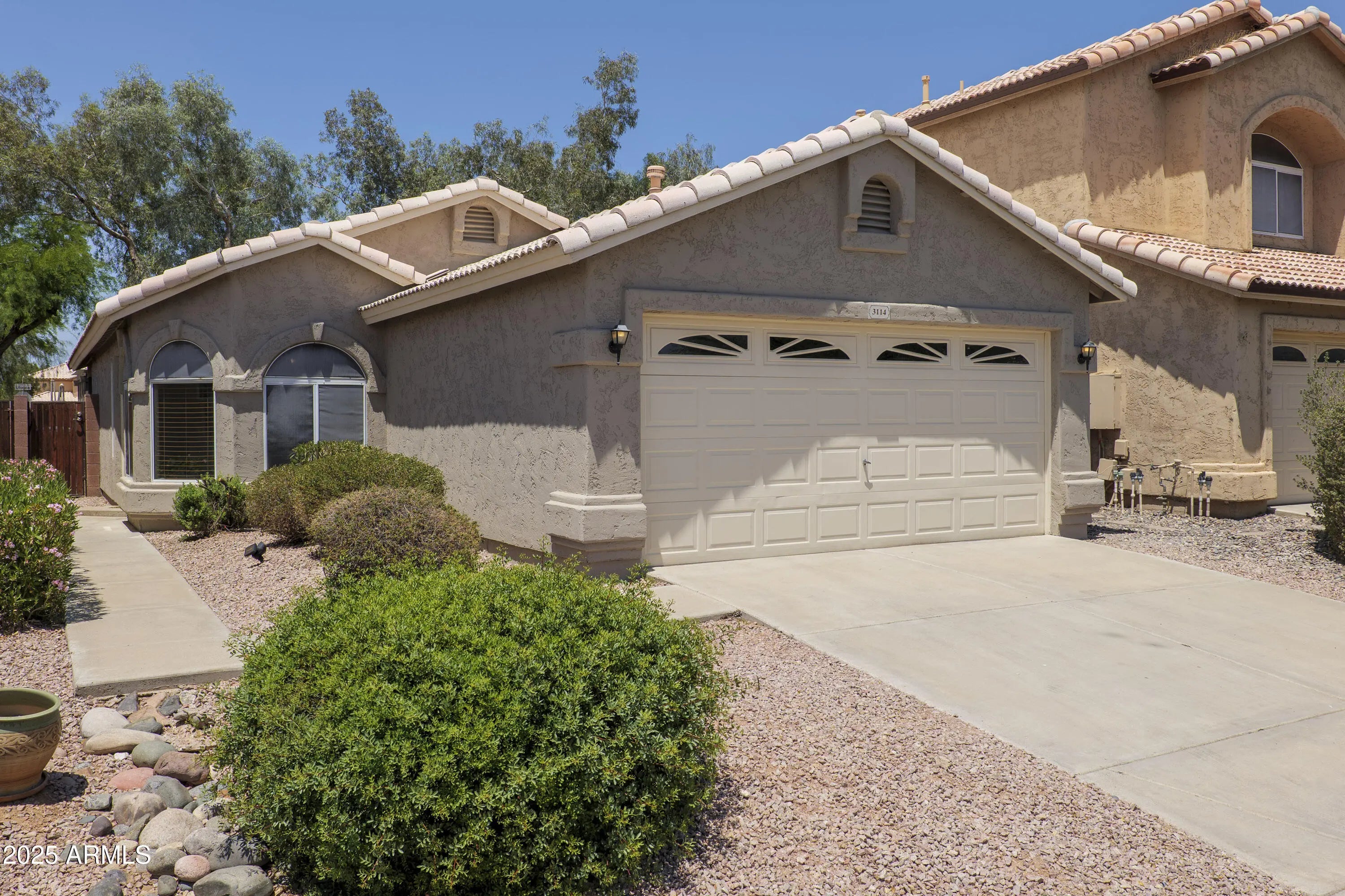 Photo of Listing #6877276