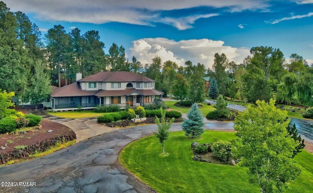 2295 Dragon Fly Lane, Lakeside