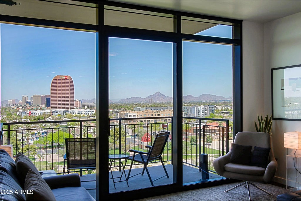 200 W Portland Street (unit 1024), Phoenix