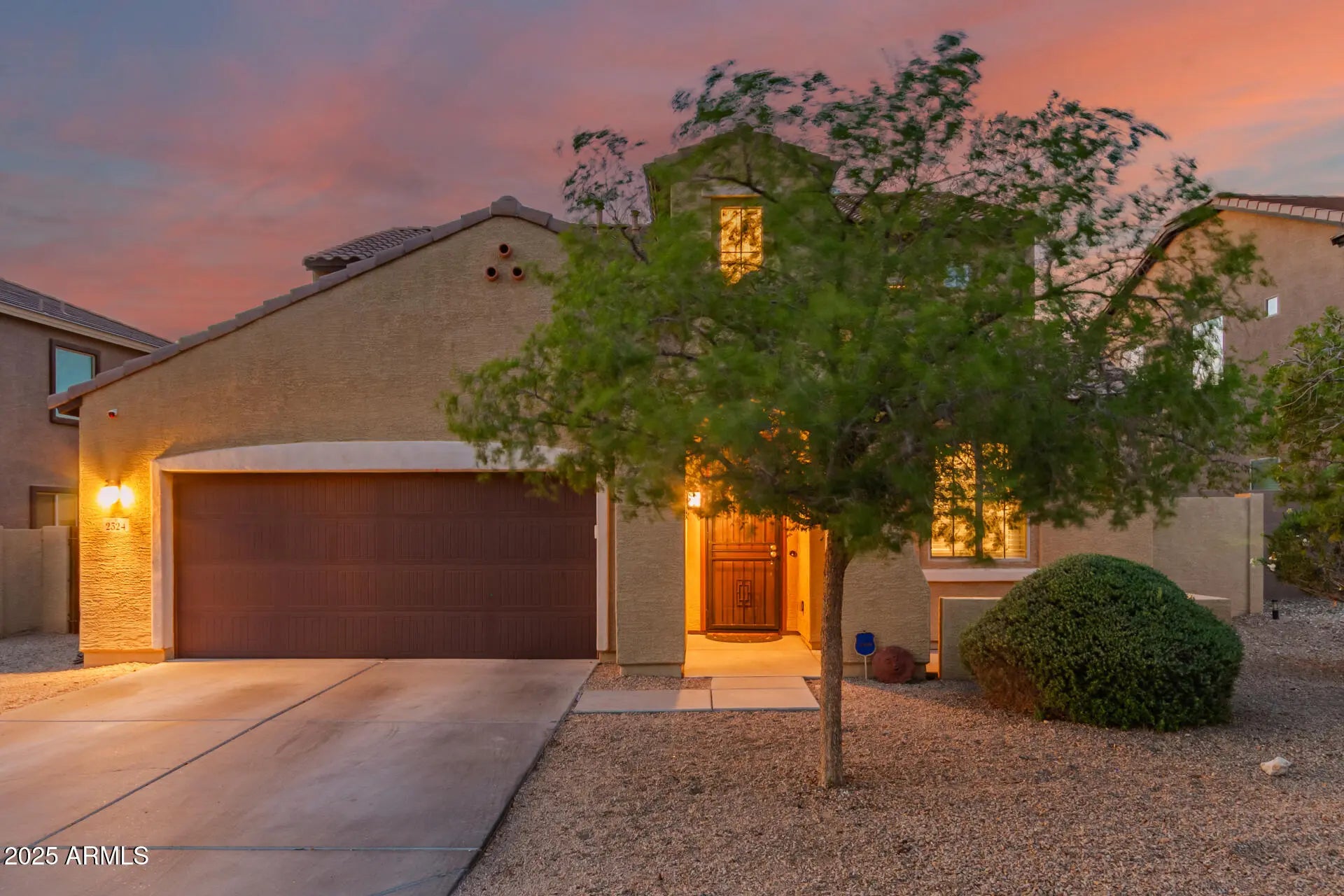 Photo of Listing #6874782