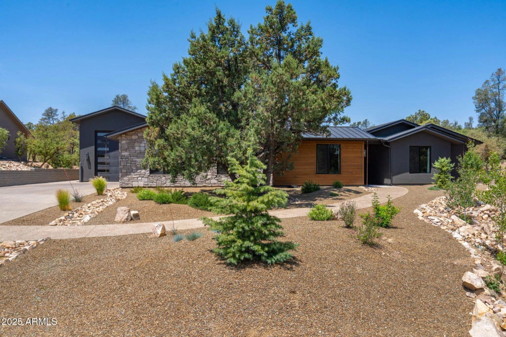 943 Estrella Court, Prescott