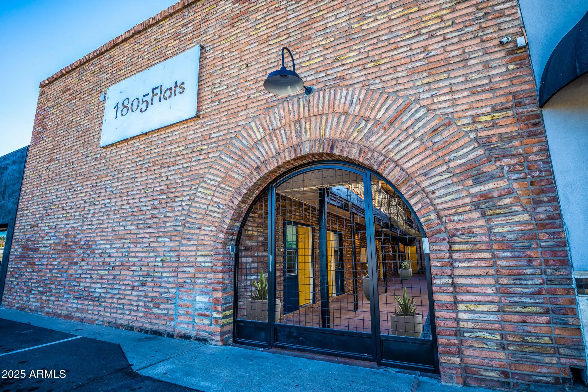 Photo of Listing #6874981