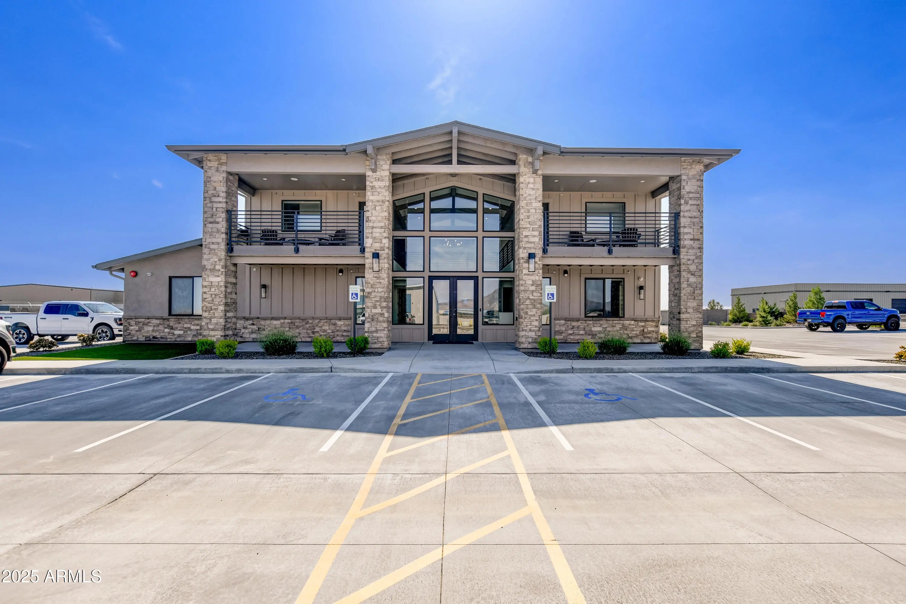 Photo of Listing #6875556