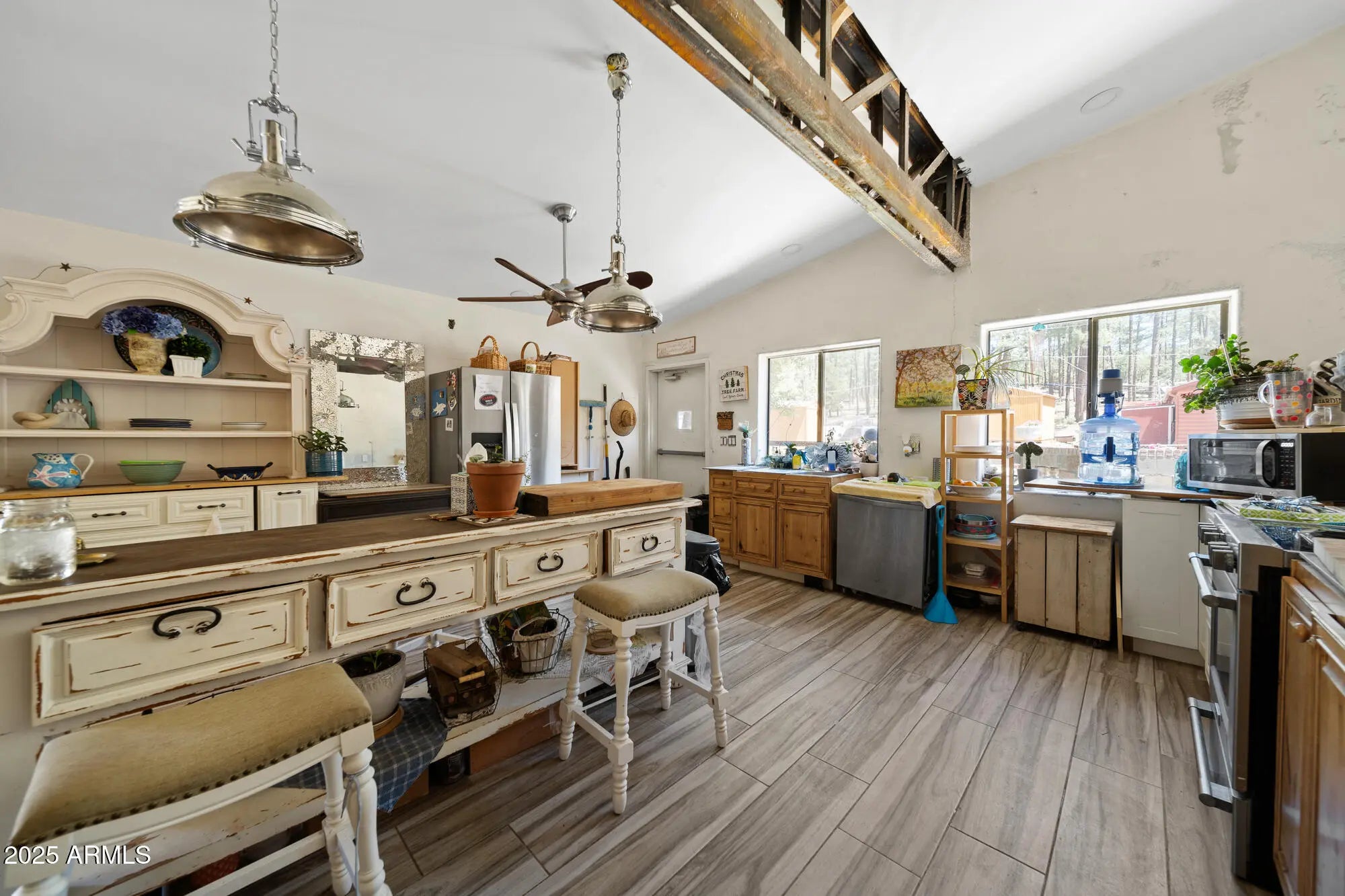 Photo of Listing #6875150