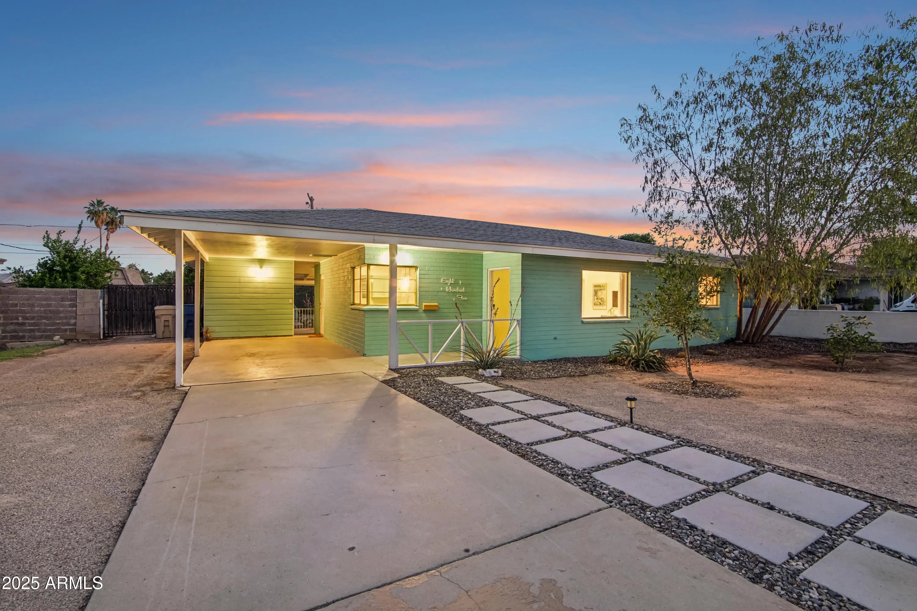 Photo of Listing #6875176