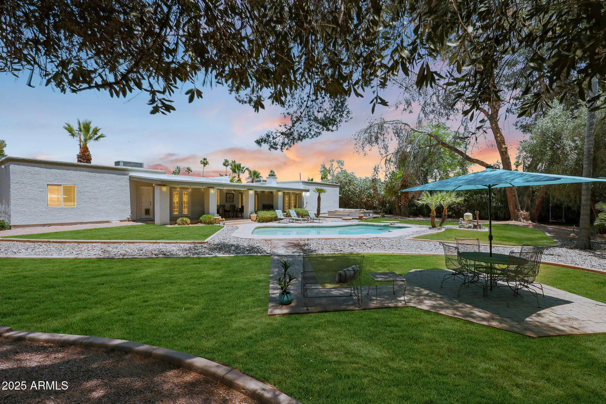 Photo of Listing #6875755