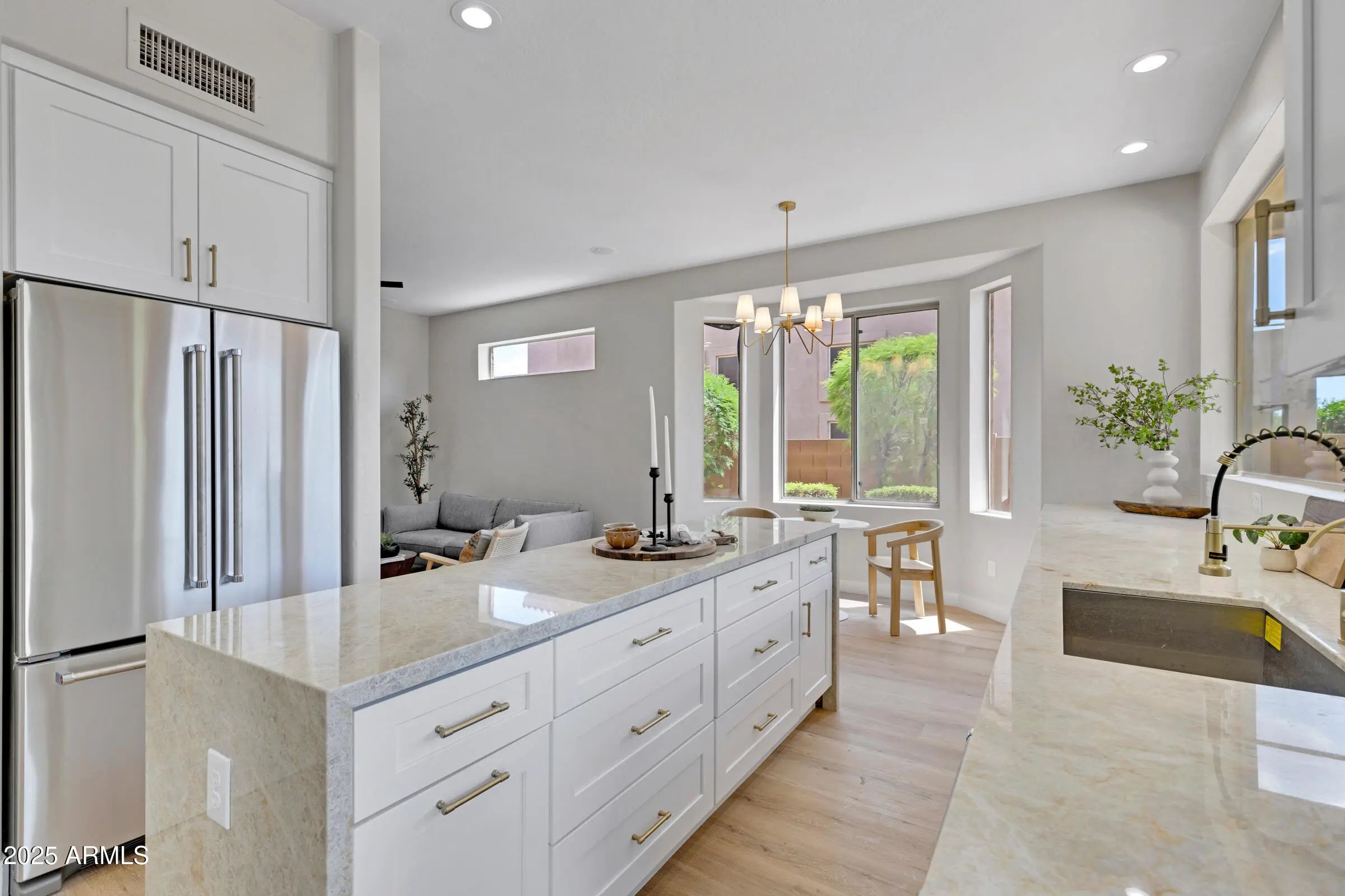 Photo of Listing #6875620