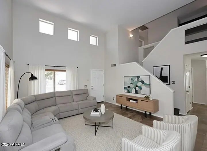 1640 W Gail Drive, Chandler