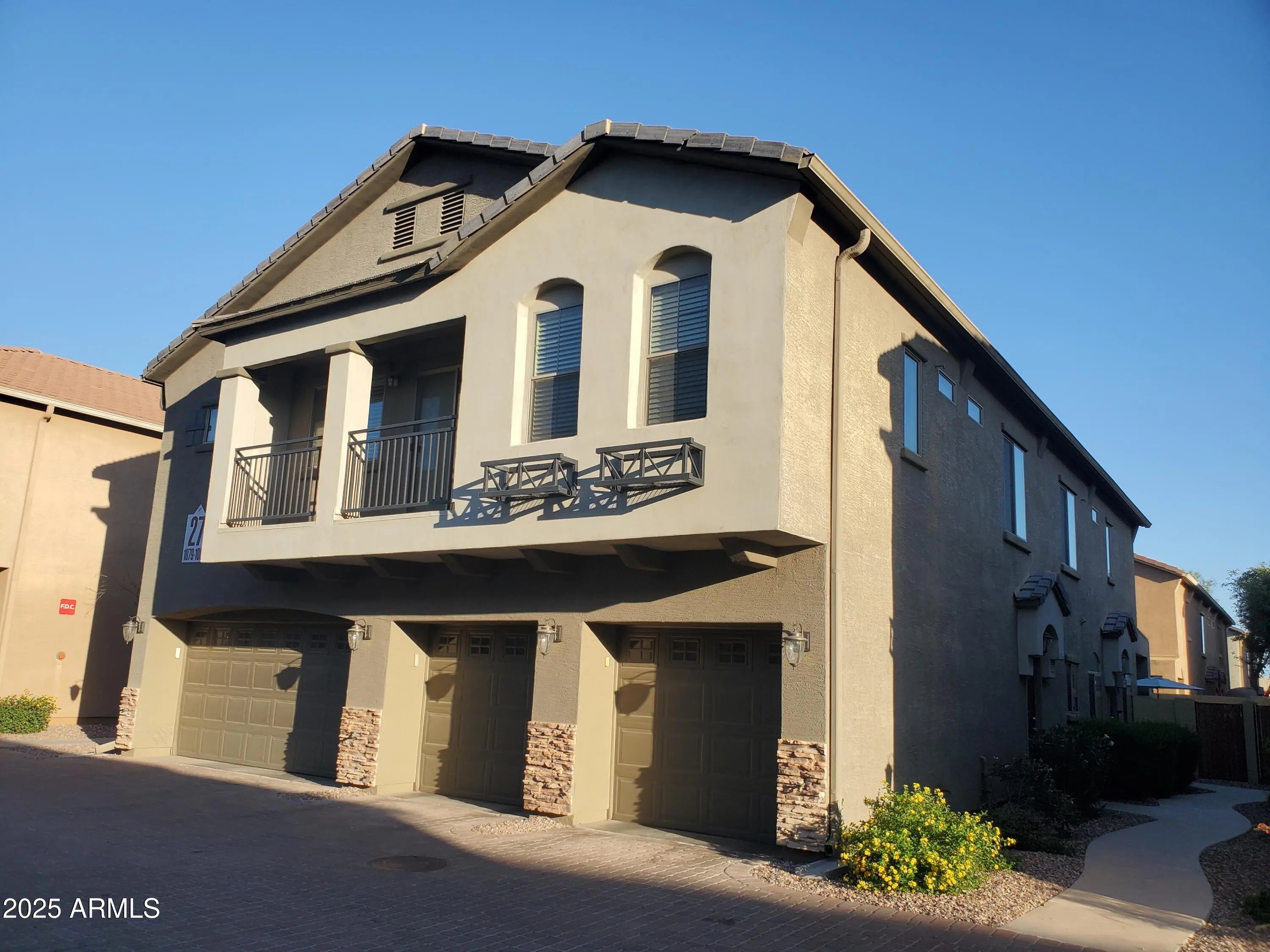 Photo of Listing #6875732