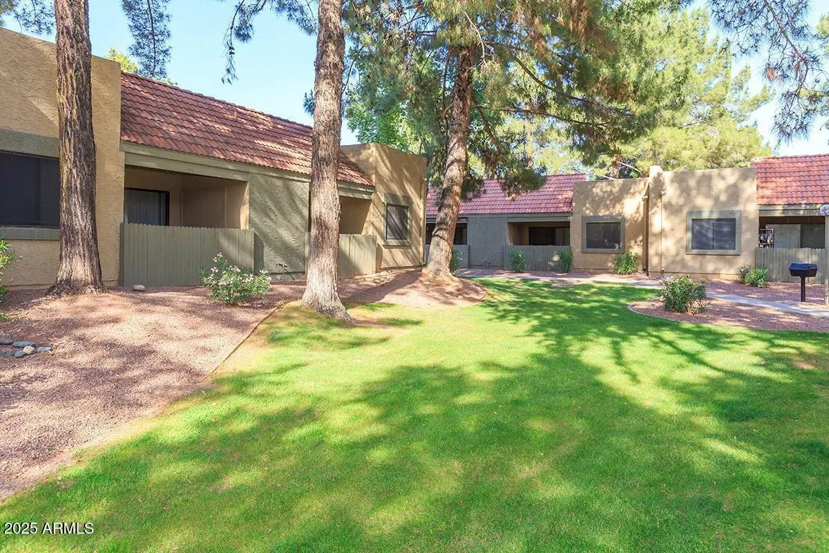 Photo of Listing #6876110