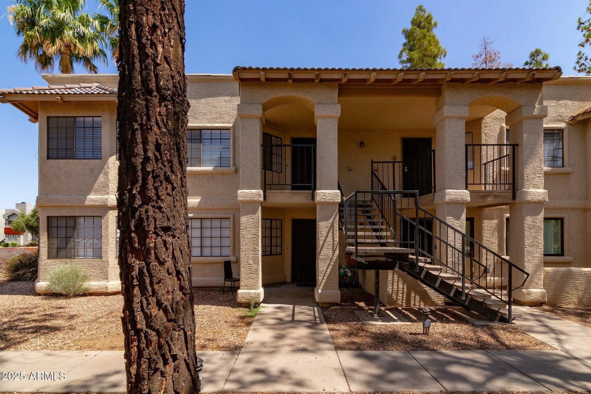 Photo of Listing #6876273