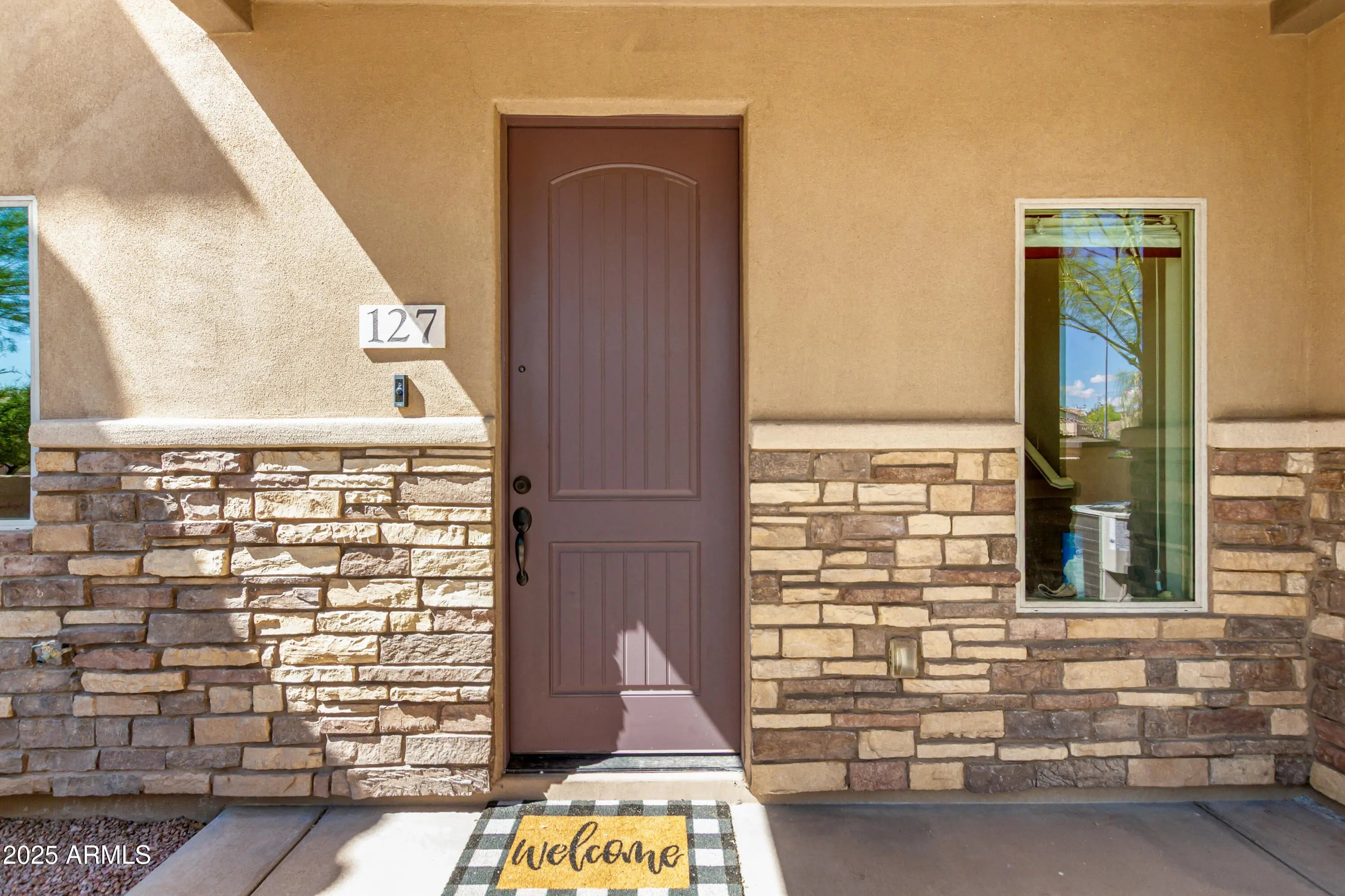 Photo of Listing #6904762