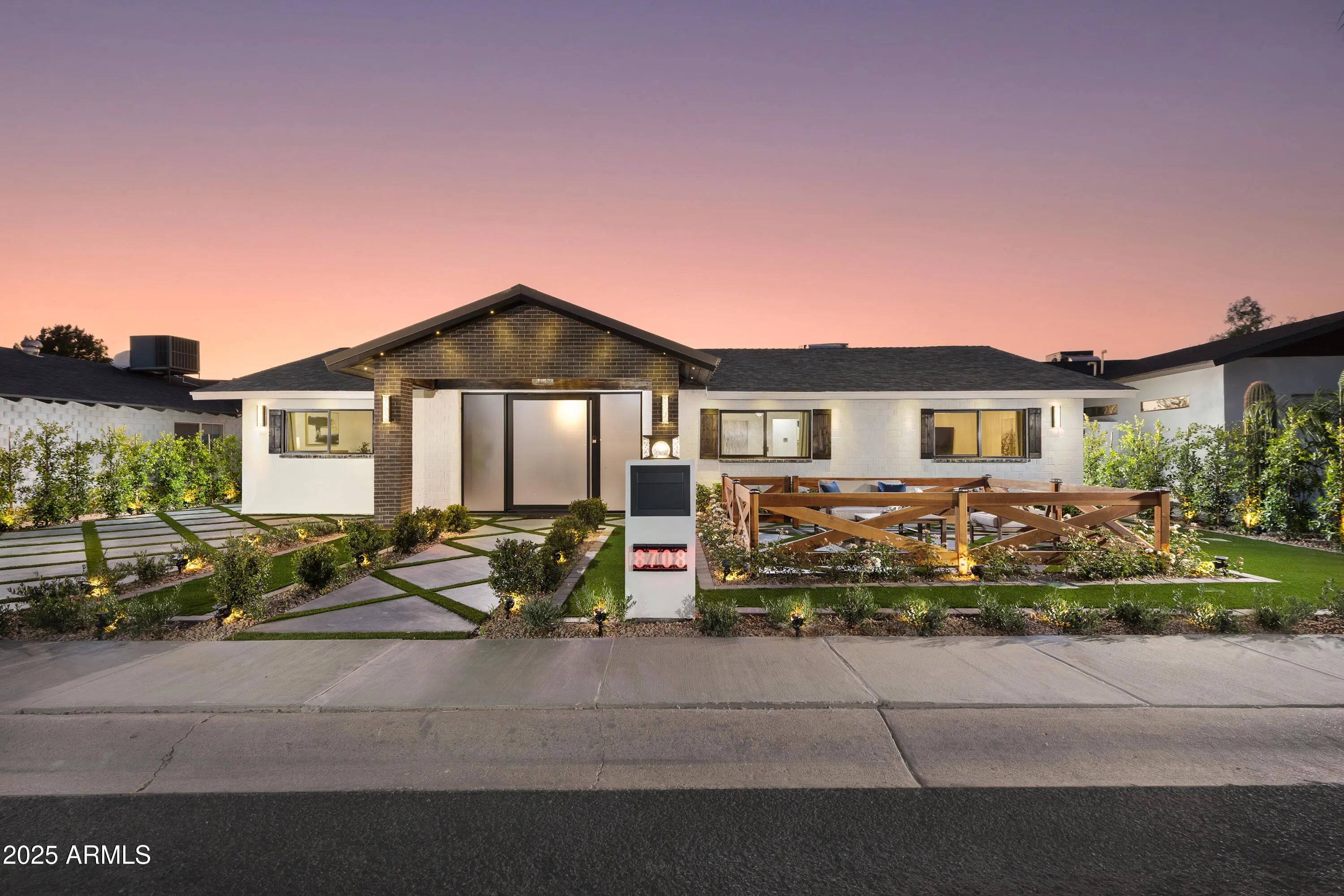 Photo of Listing #6885582