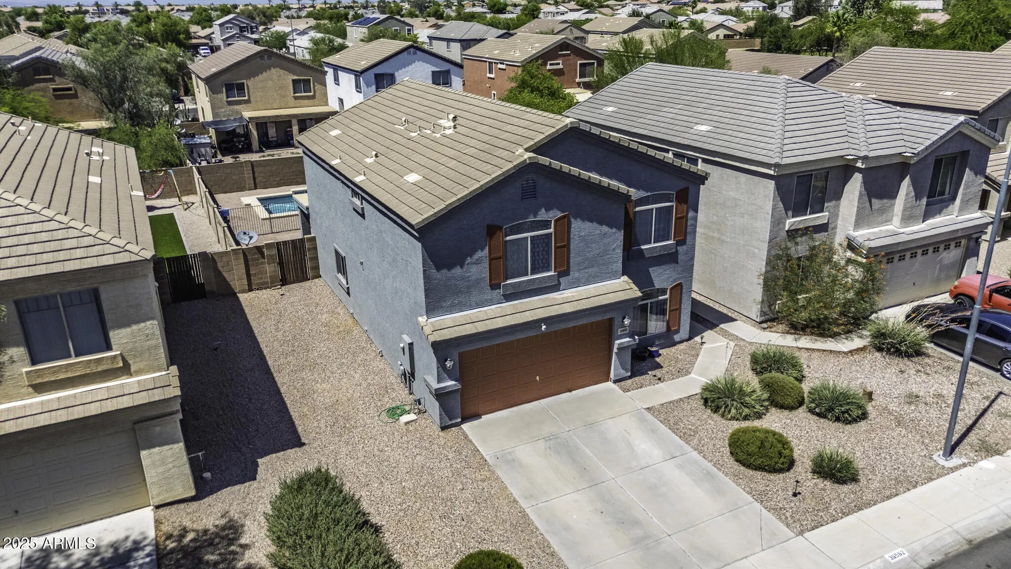 Photo of Listing #6877405