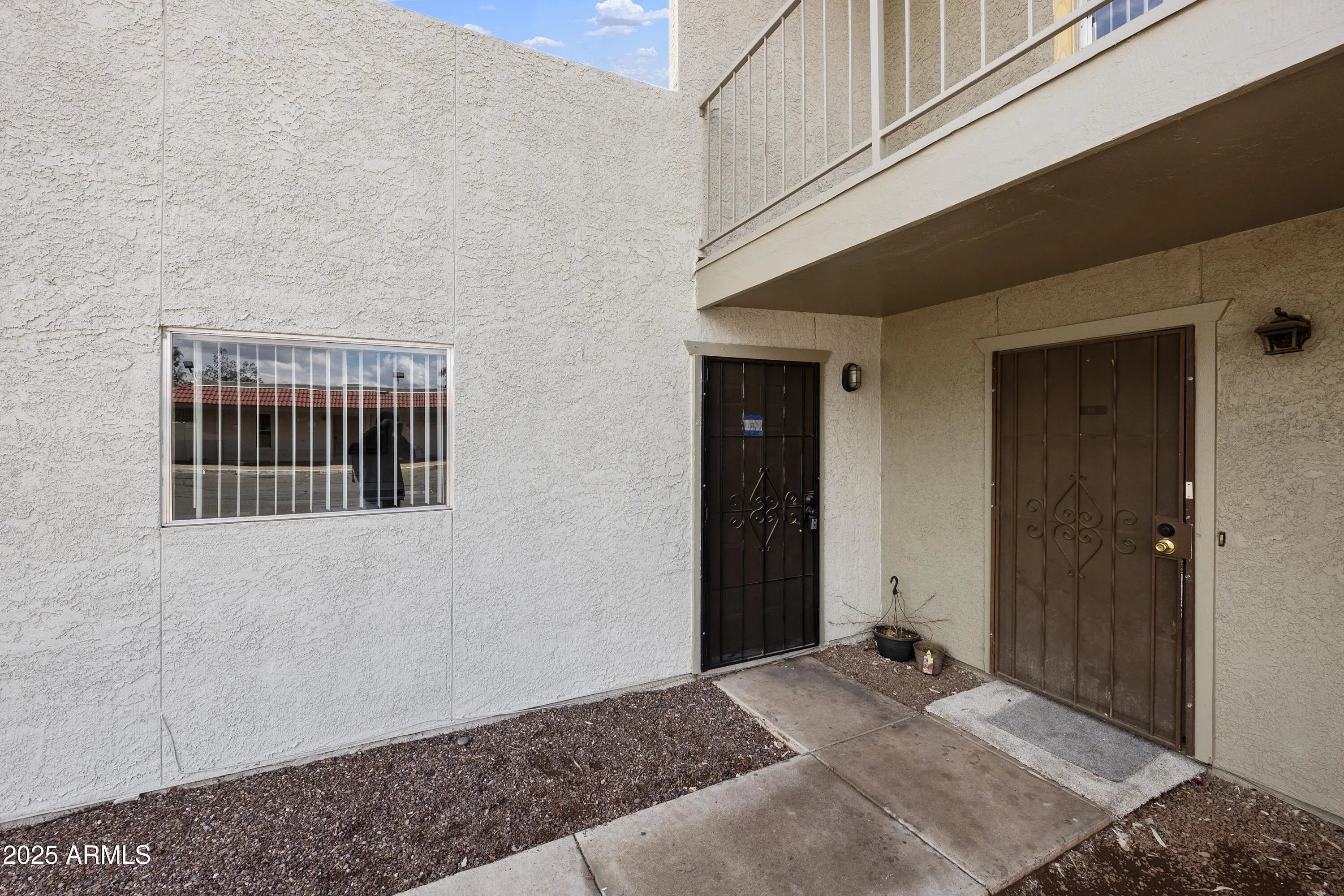 Photo of Listing #6877579