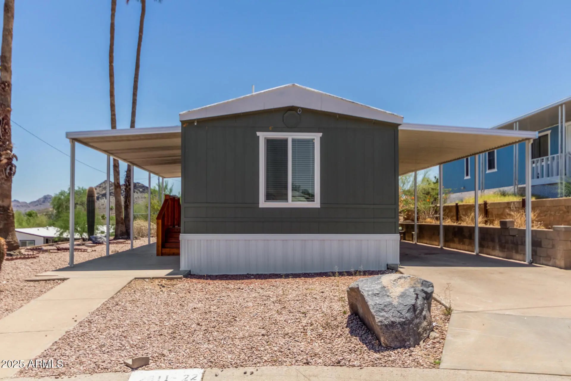 Photo of Listing #6877612