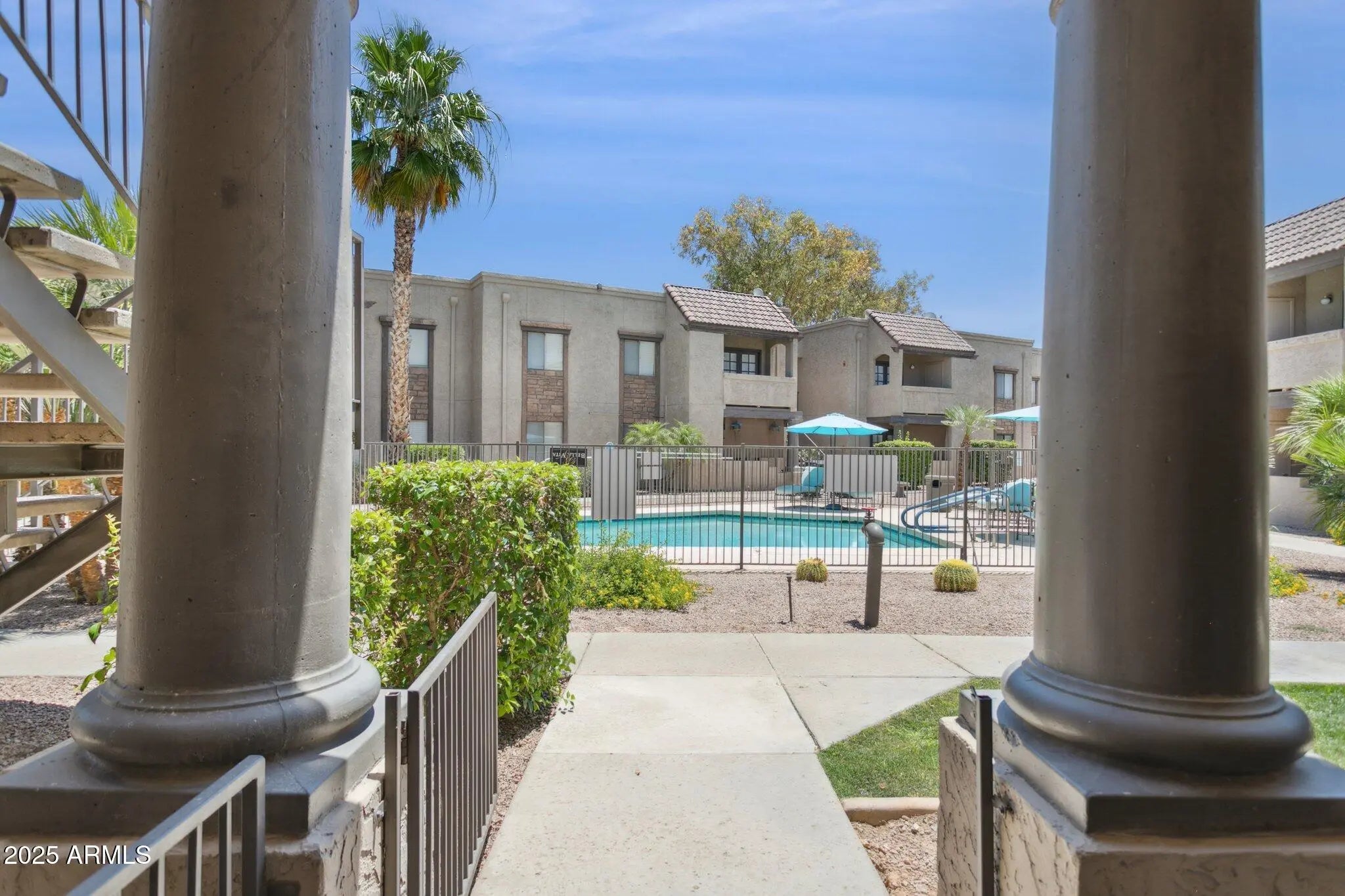 Photo of Listing #6877724