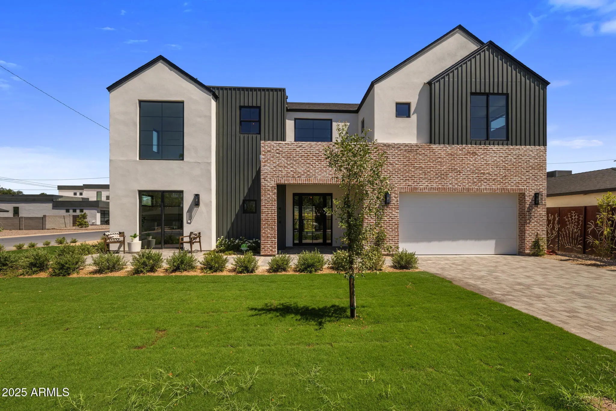 Photo of Listing #6883114