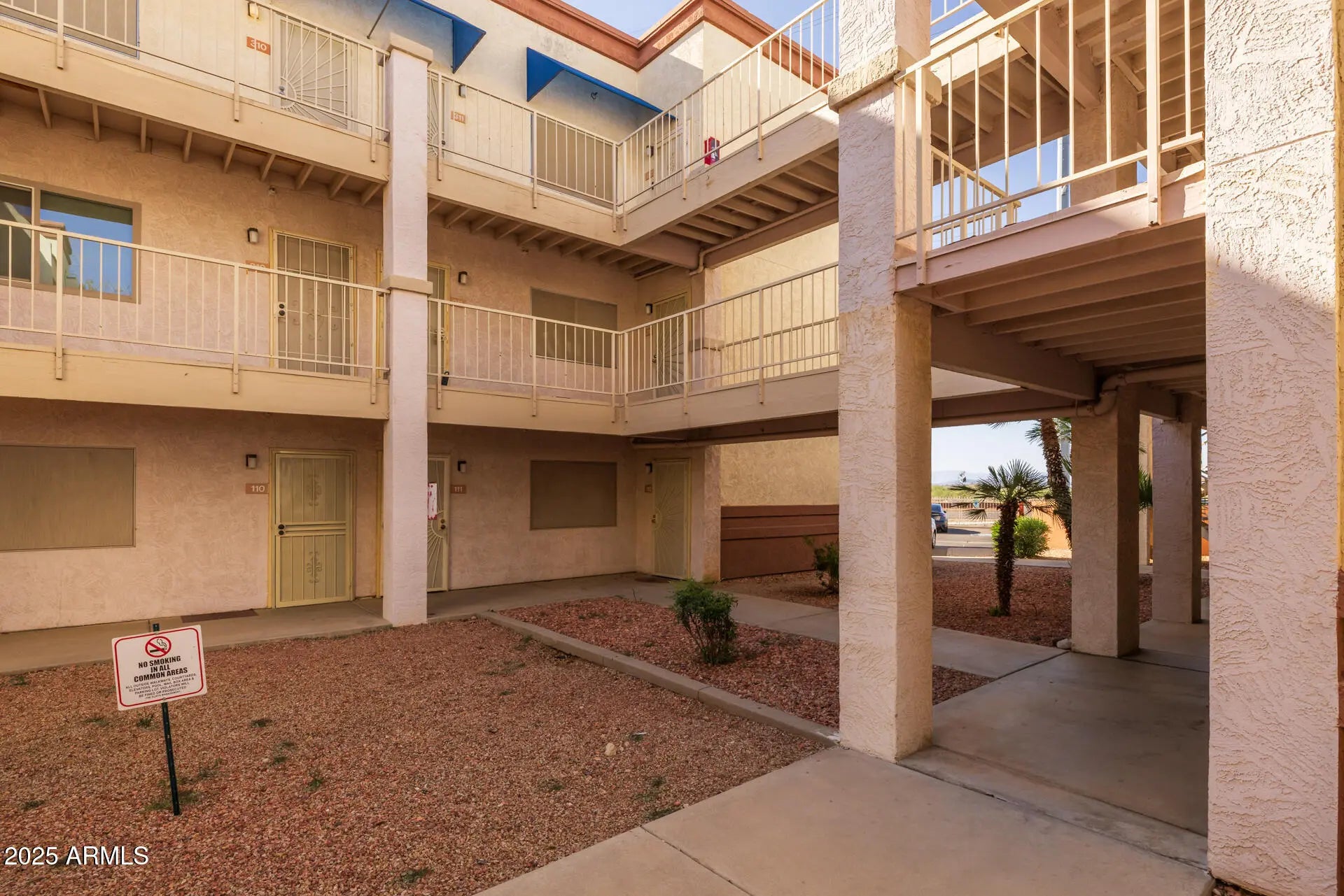 Photo of Listing #6879864