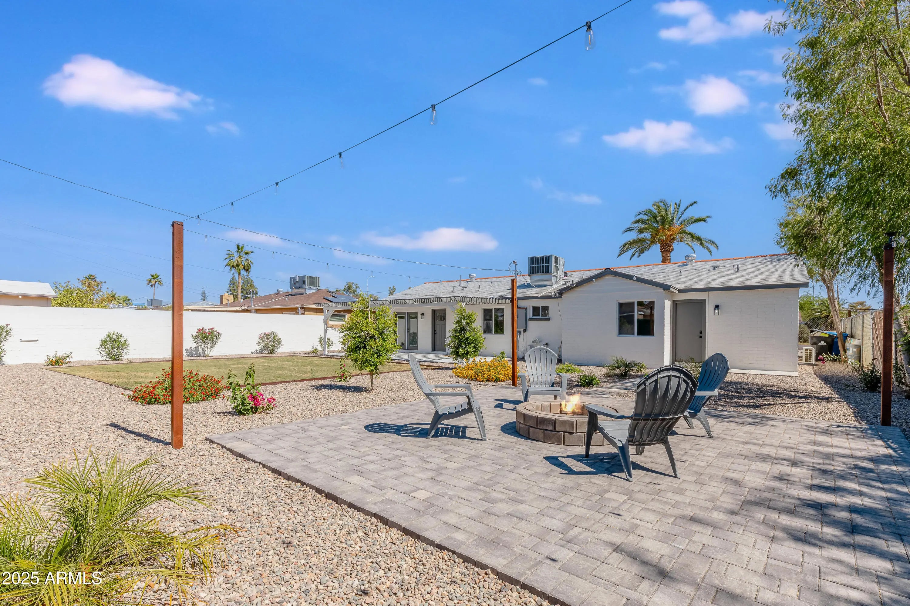 Photo of Listing #6879321