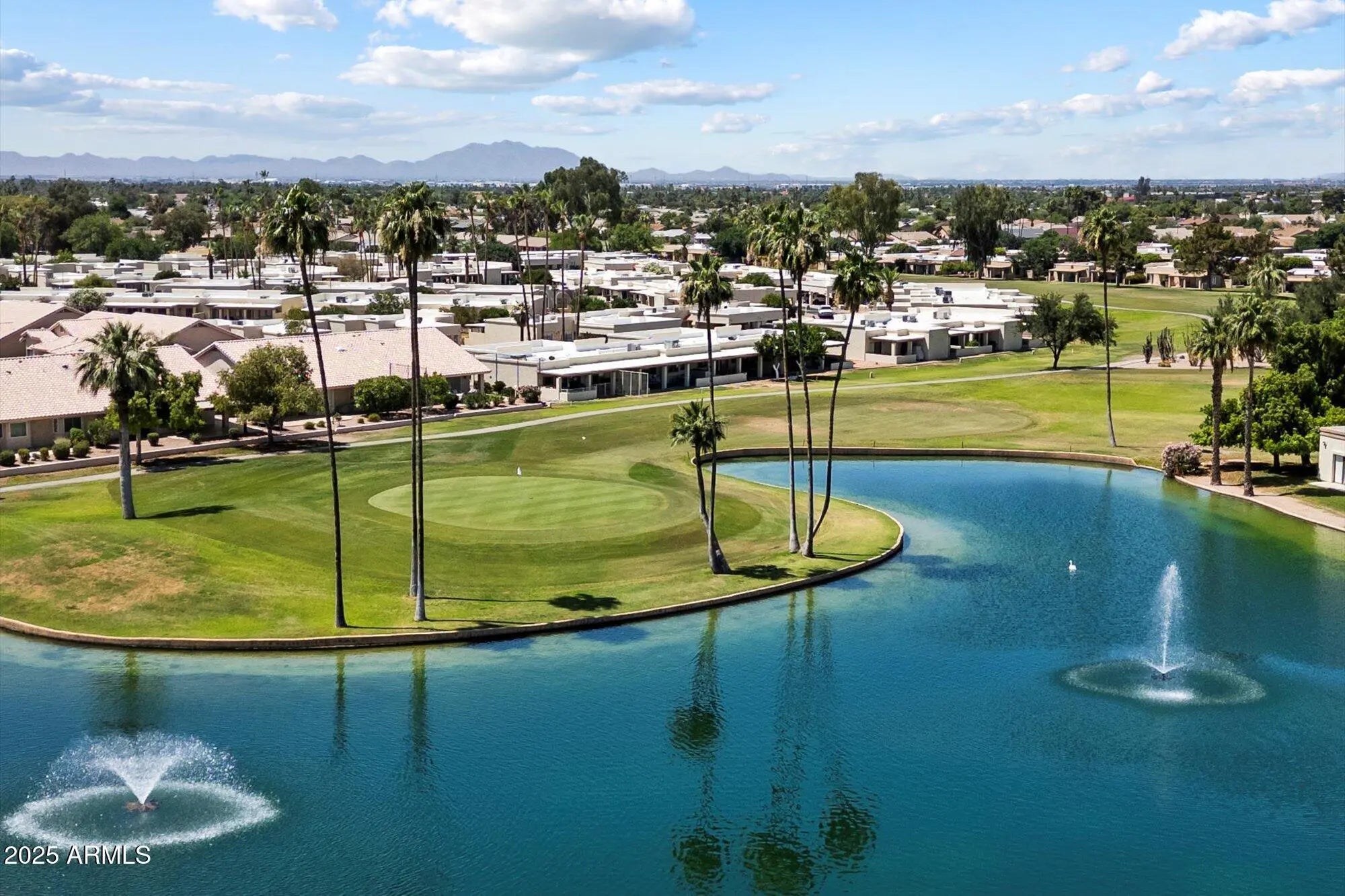 Photo of Listing #6878433