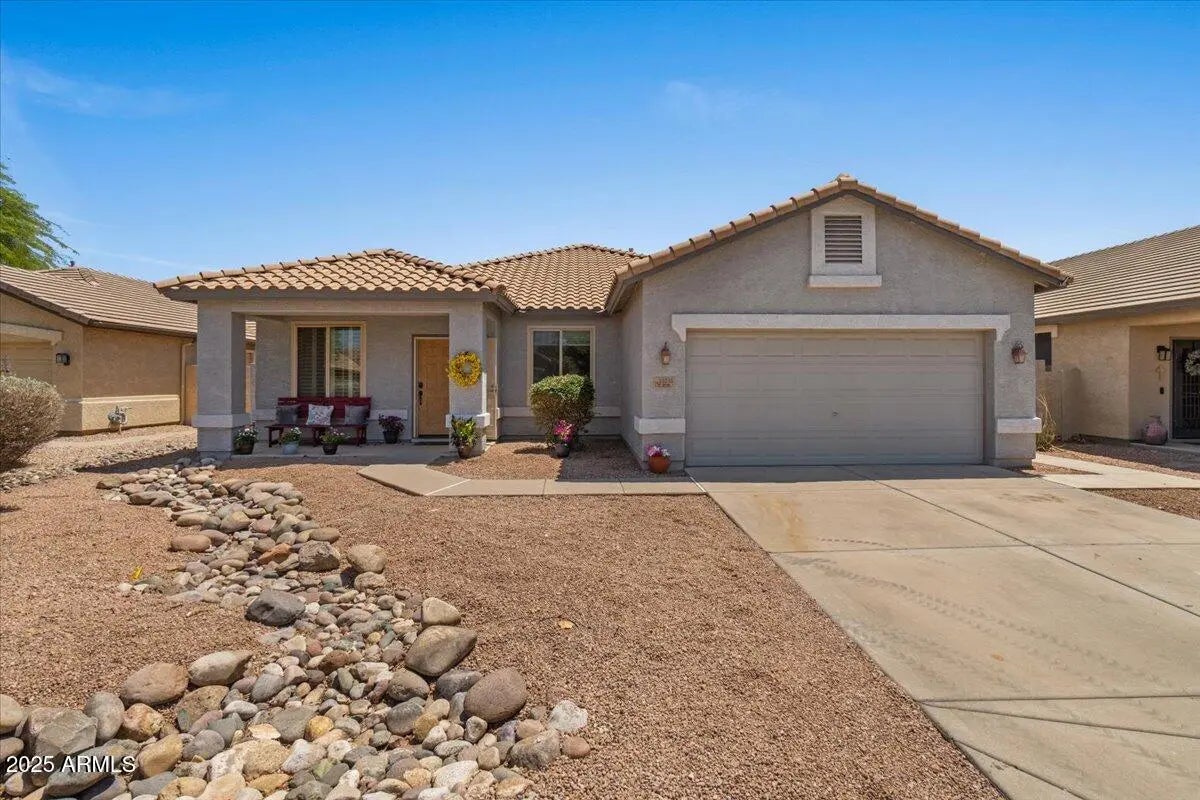 Photo of Listing #6879520