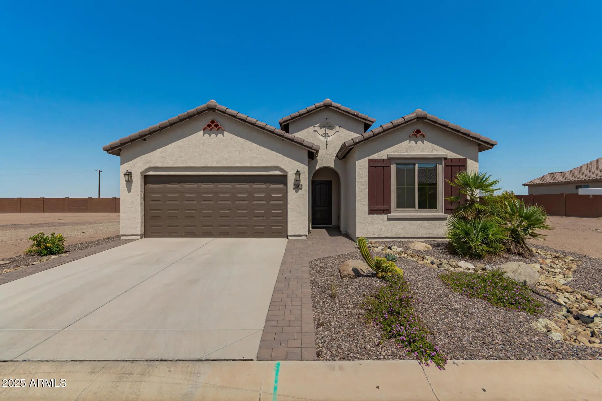 Photo of Listing #6879176