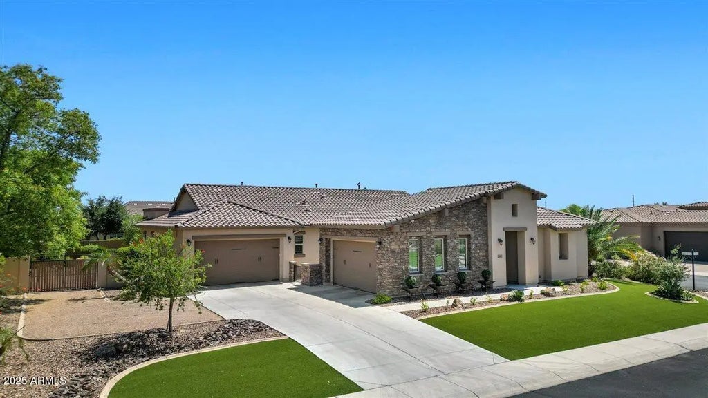 6917 E Ingram Circle, Mesa