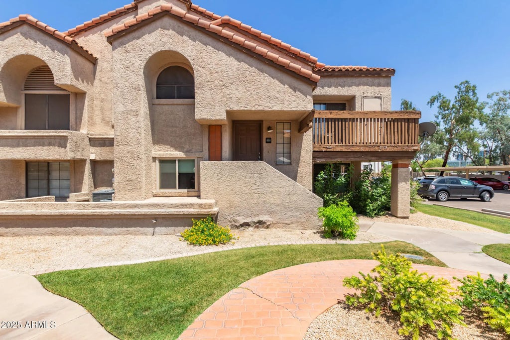700 E Mesquite Circle (unit O210), Tempe