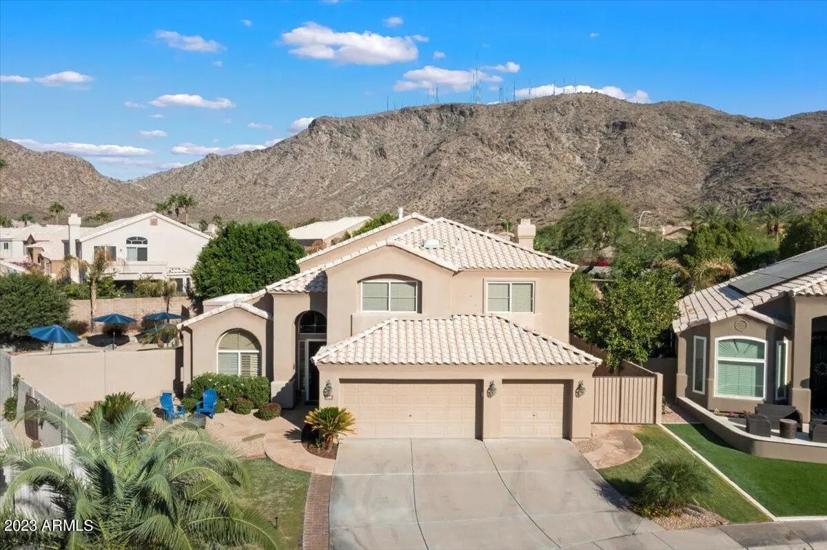 Photo of Listing #6879527