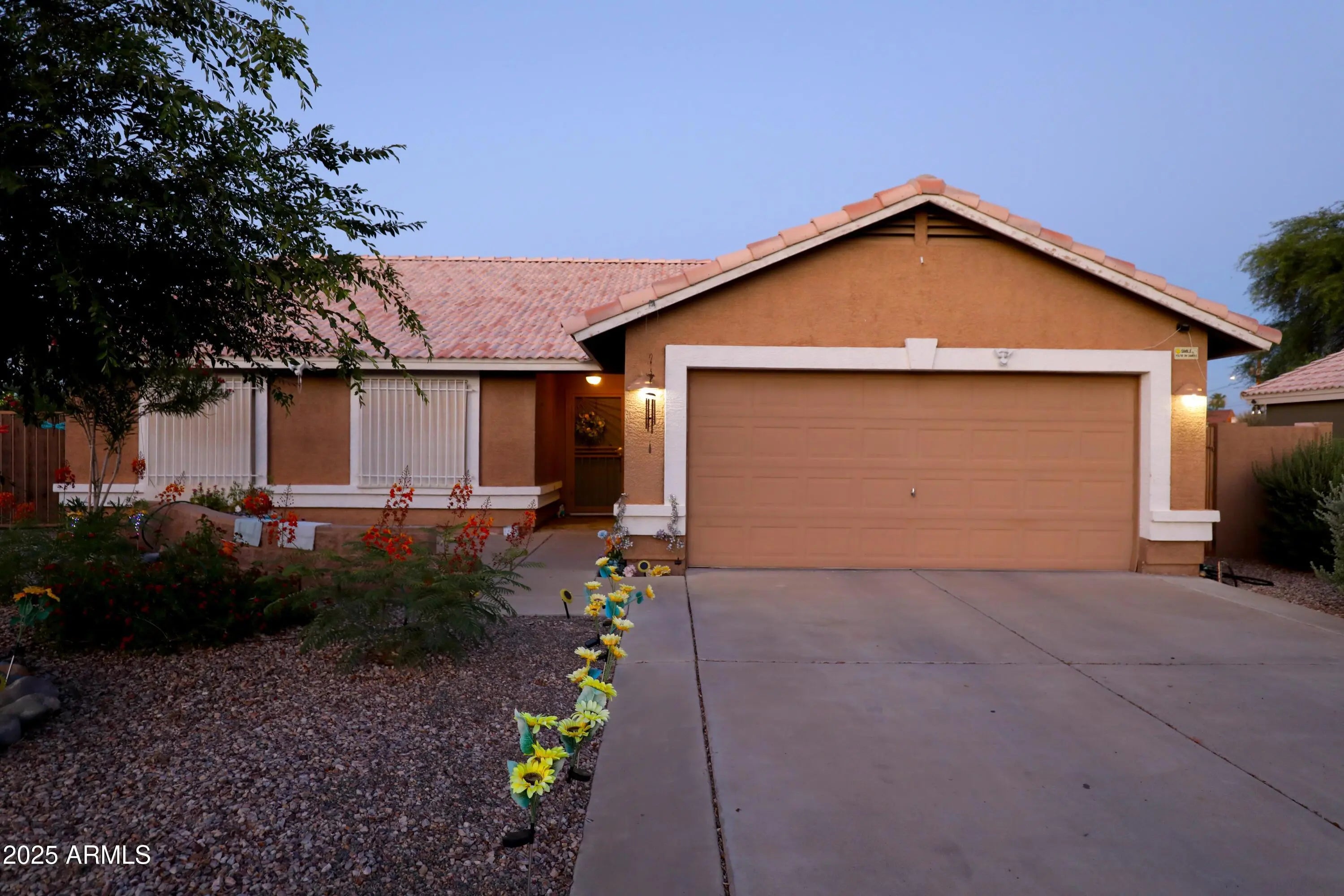 Photo of Listing #6879382