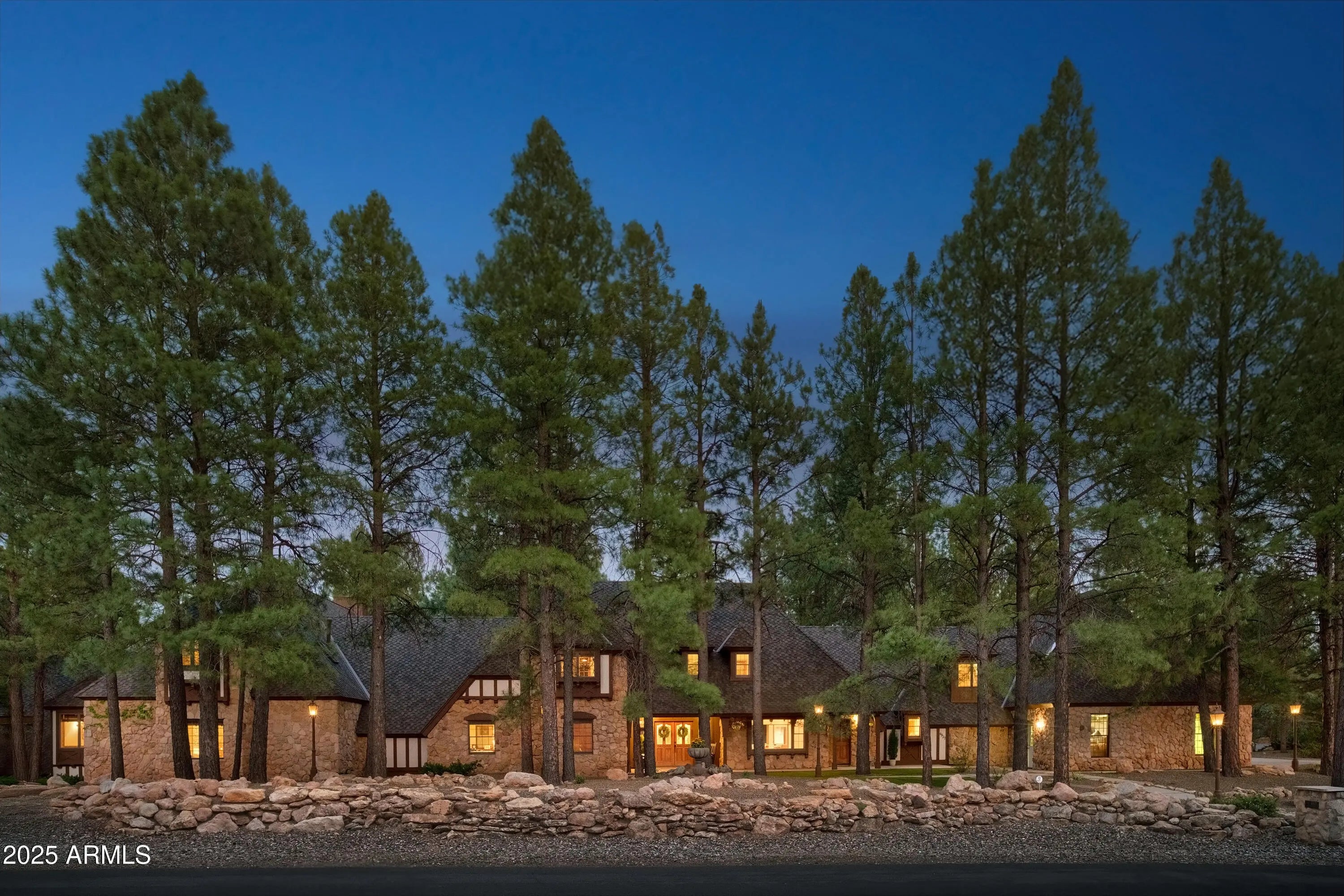 Photo of Listing #6894322