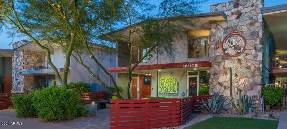 Photo of Listing #6879546