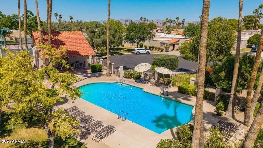 Photo of Listing #6881114