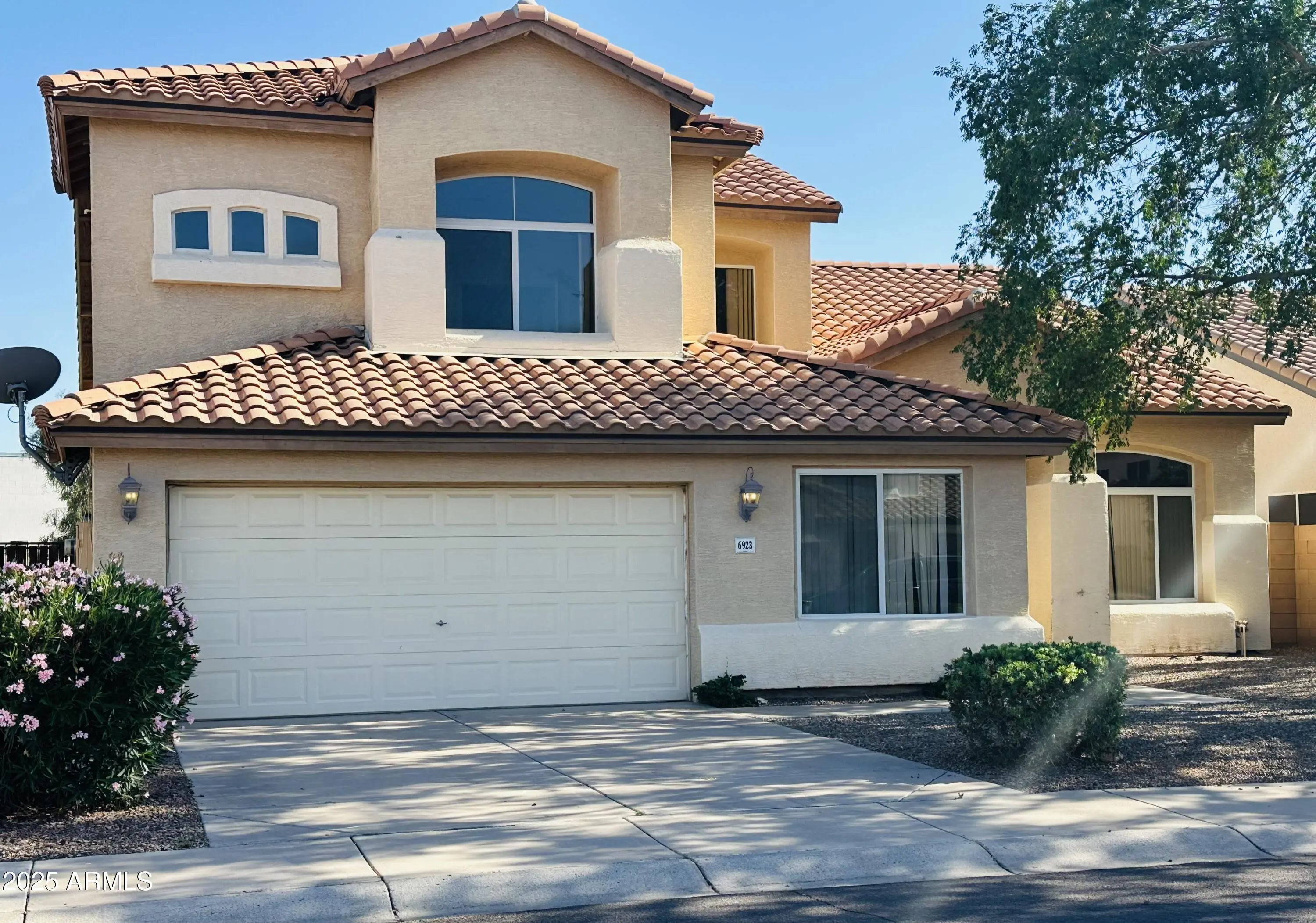 Photo of Listing #6880647