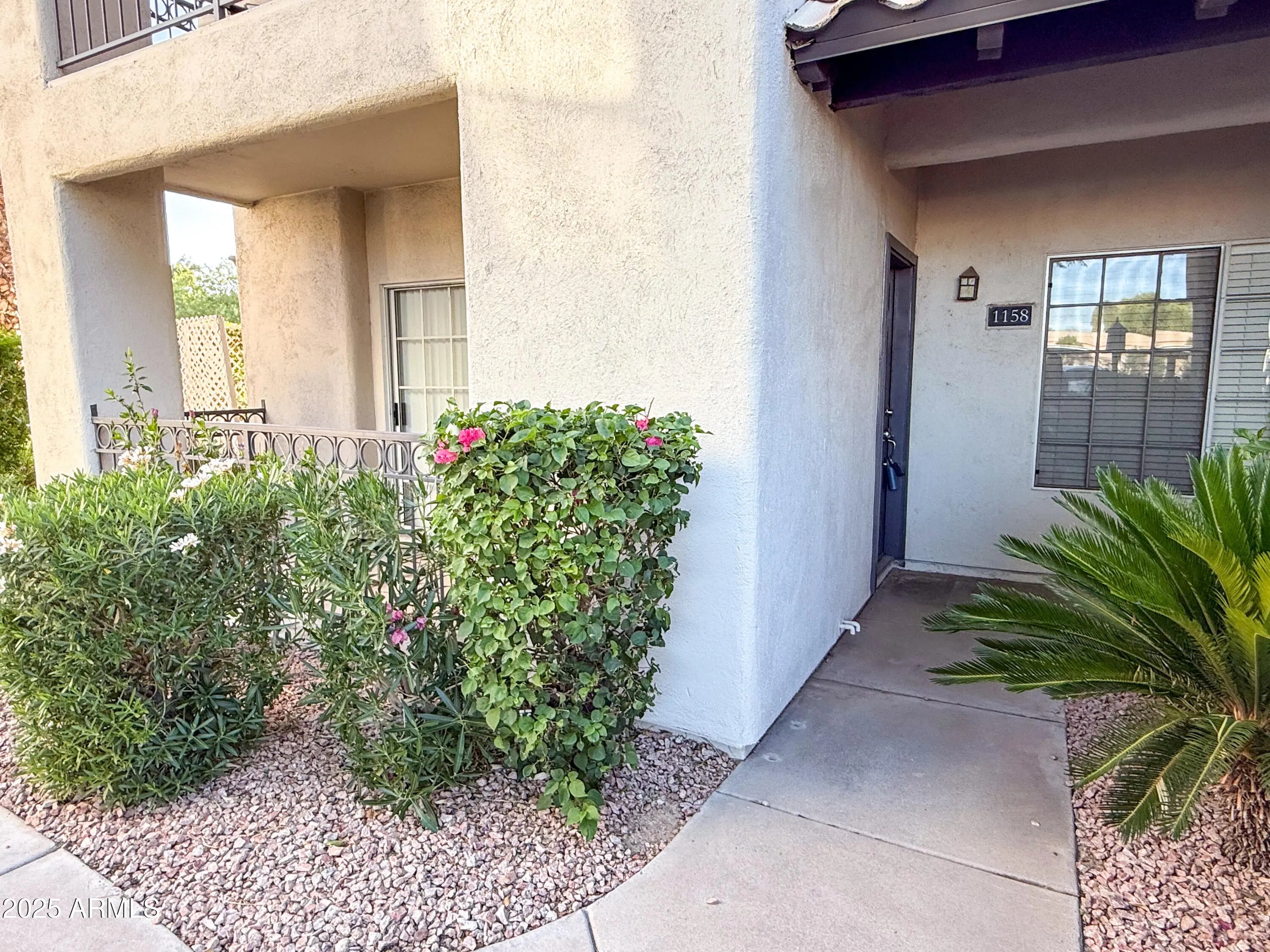 Photo of Listing #6880383