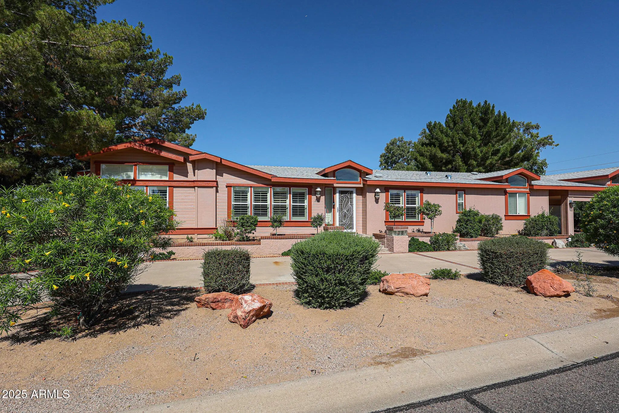 Photo of Listing #6883462