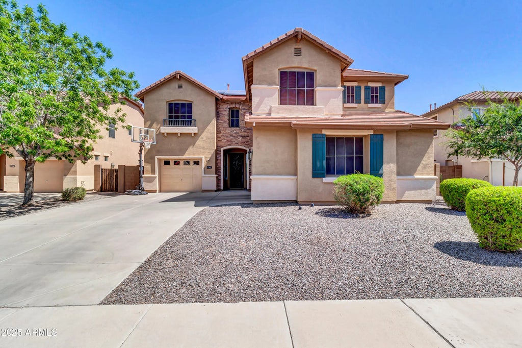 742 E Kingbird Drive, Gilbert