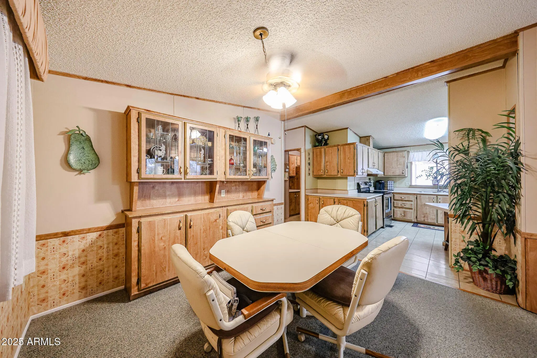 Photo of Listing #6880464