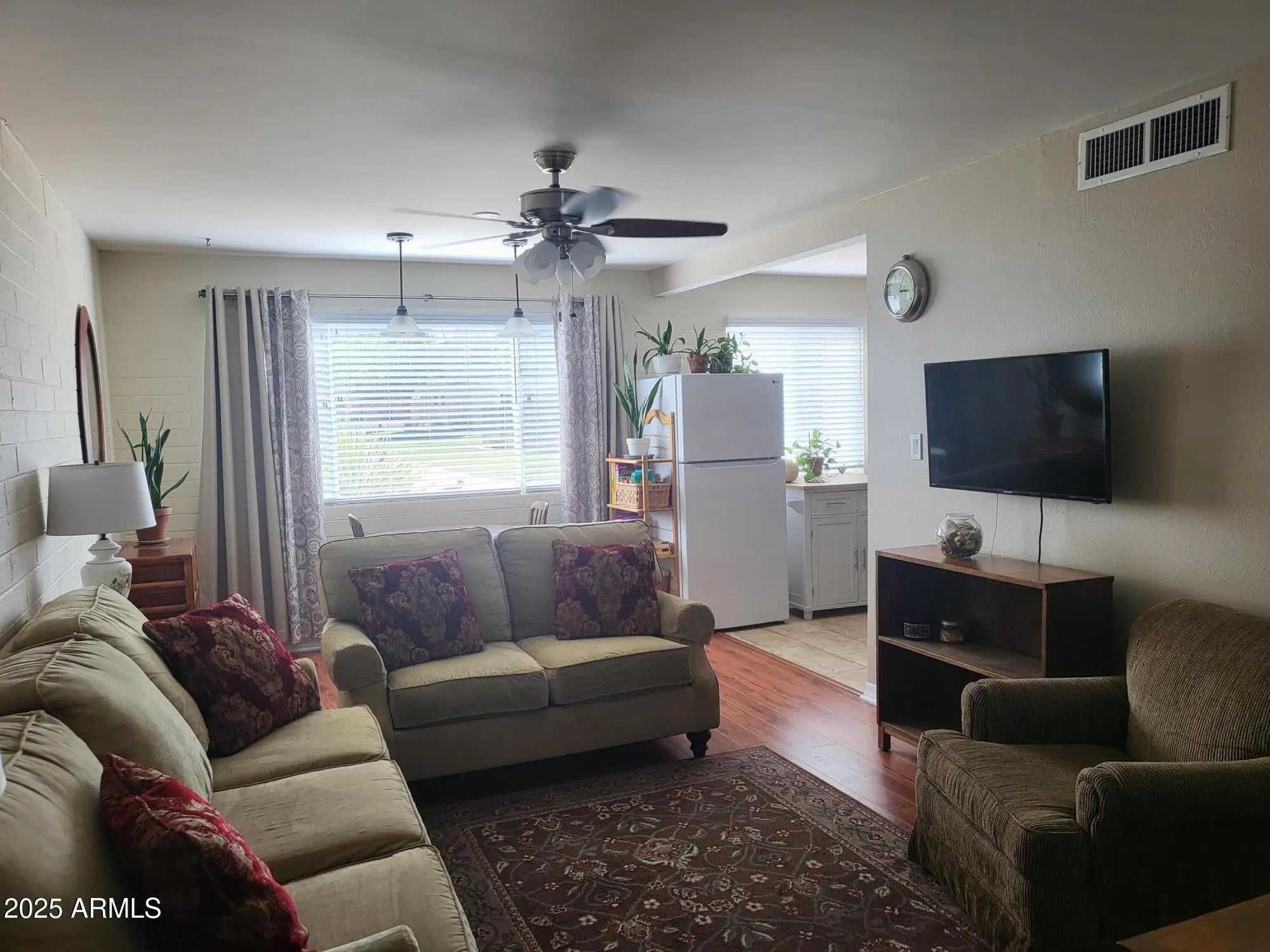 Photo of Listing #6880584