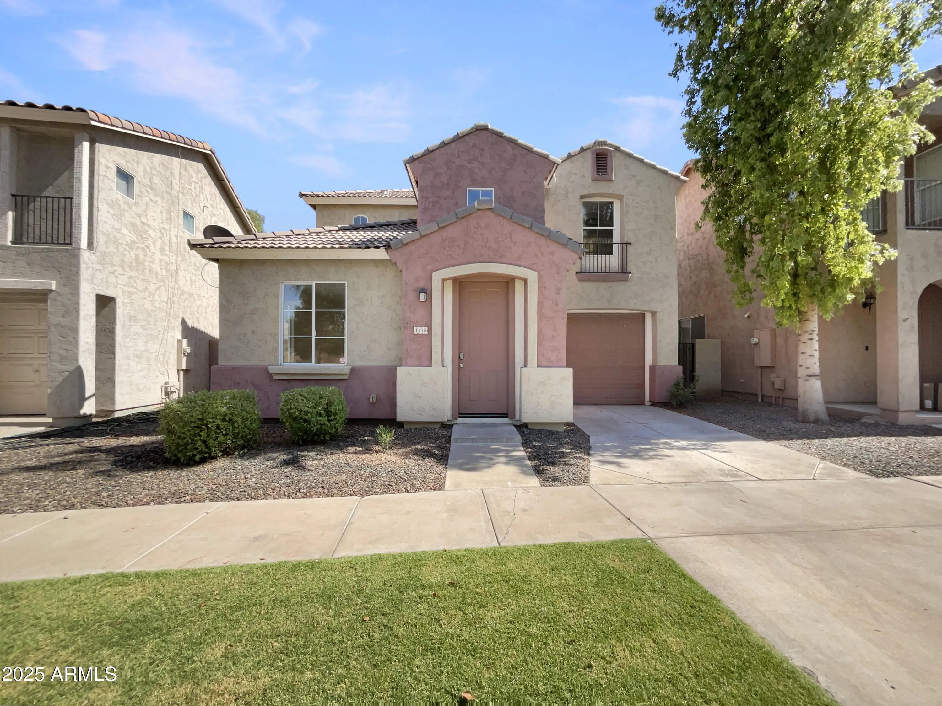 Photo of Listing #6880731