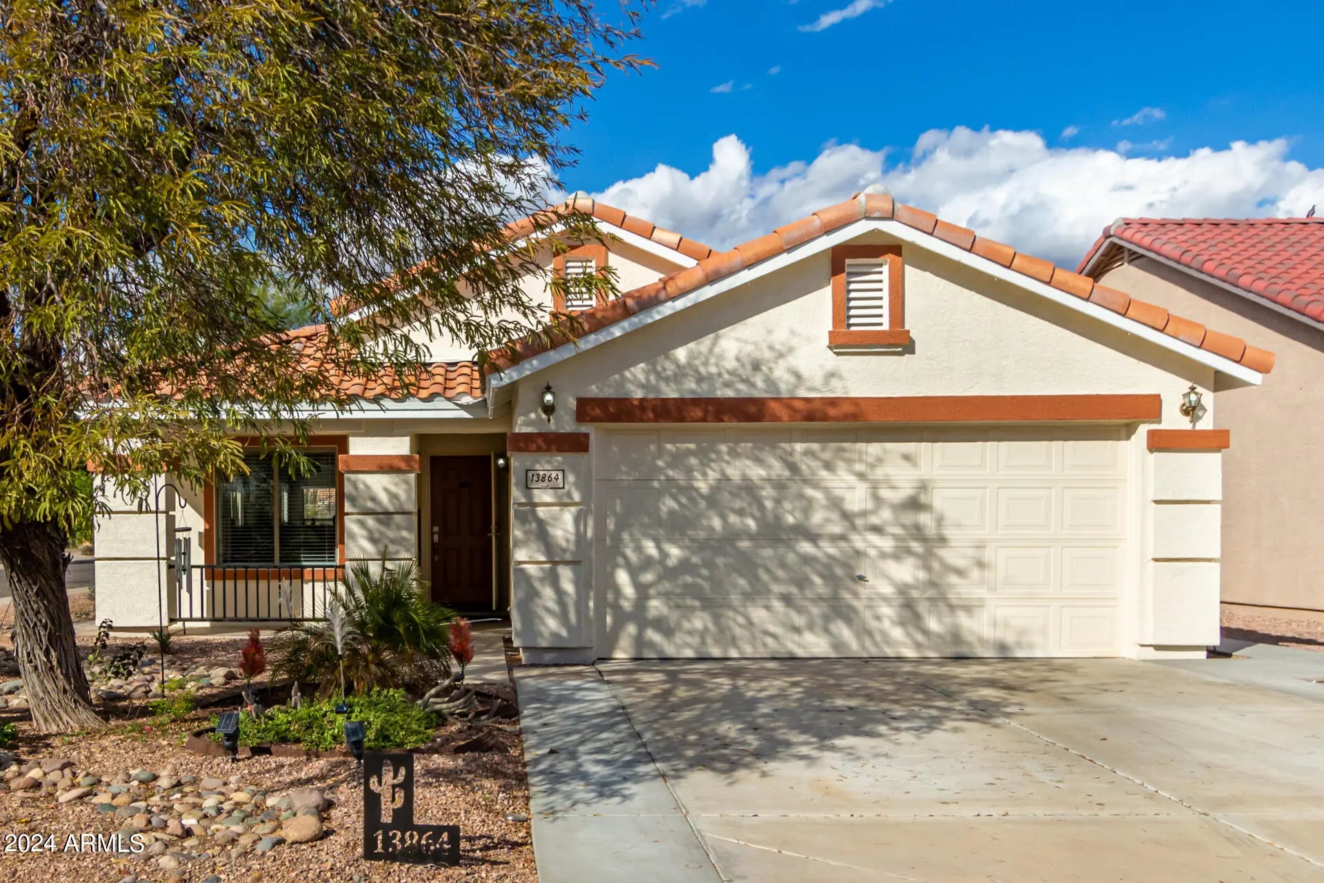 Photo of Listing #6881014