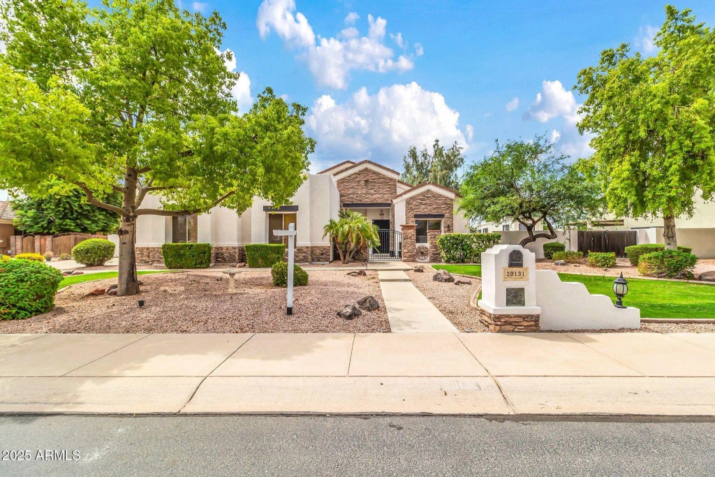 20131 E Calle De Flores, Queen Creek