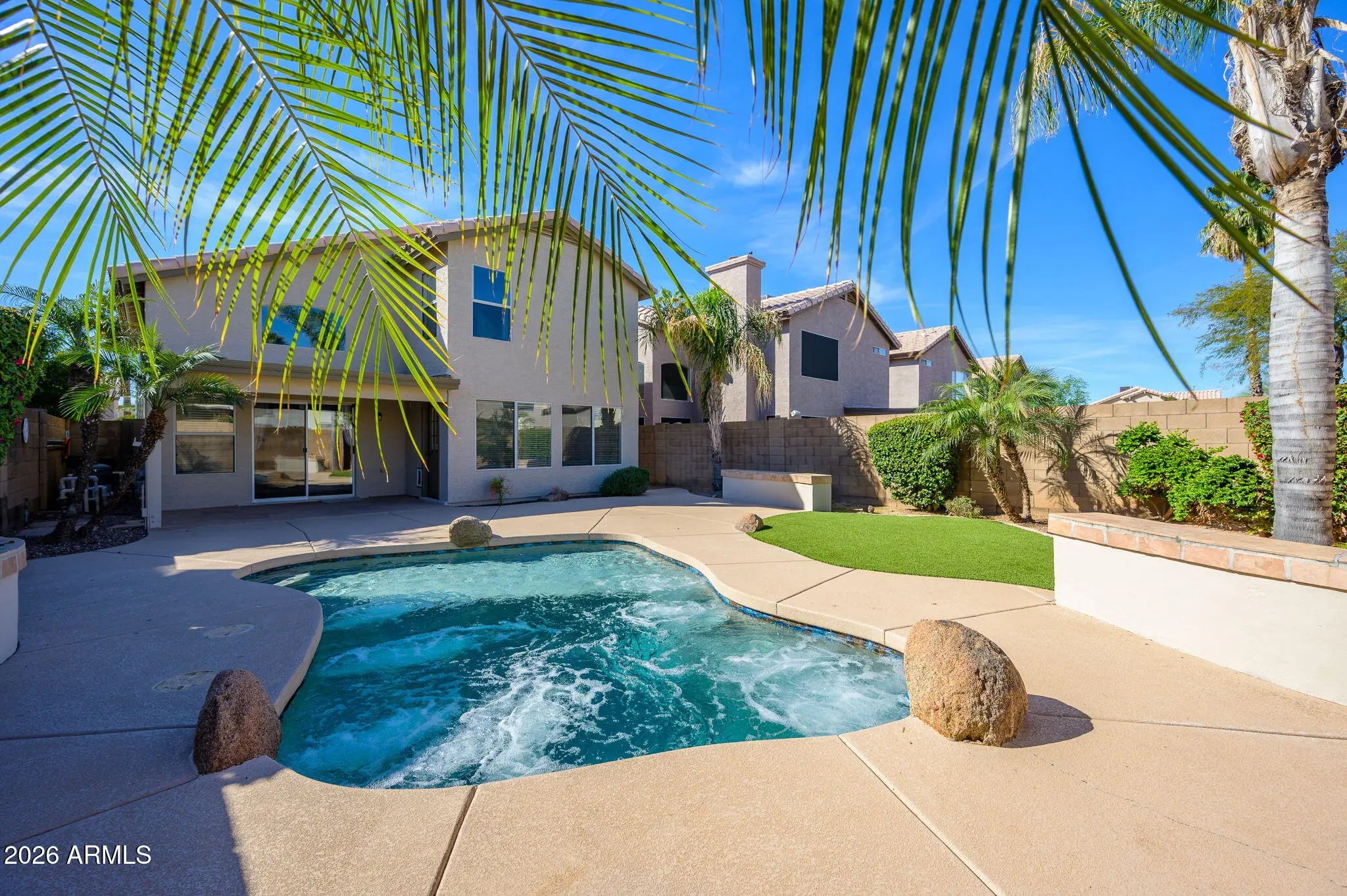 Photo of Listing #6988803