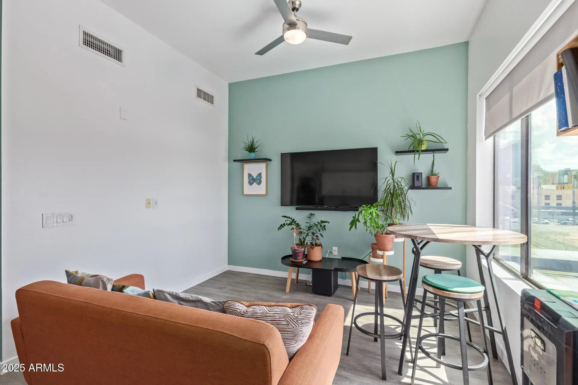 Photo of Listing #6881135